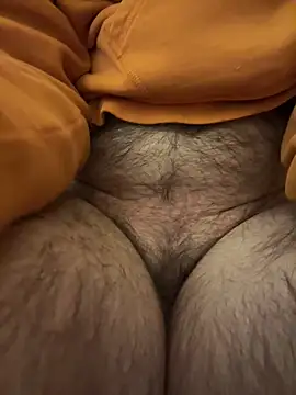 Snapshot of StrokinSnowman chatting on 03/12/26, 08:35 StrokinSnowman online show from 03/12/26, 08:35