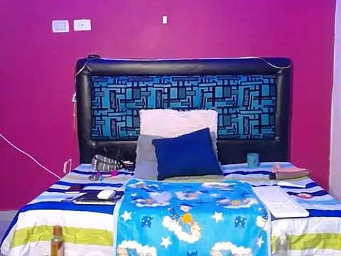 karolhot916 online show from 11/27/25, 11:27