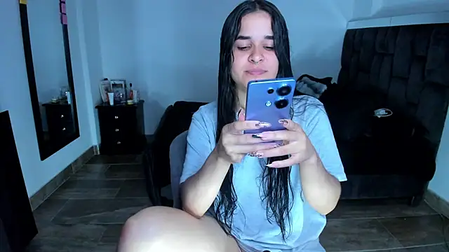 Snapshot of SweetMegan_1 chatting on 01/30/25, 07:29 SweetMegan 1 online show from 01/30/25, 07:29