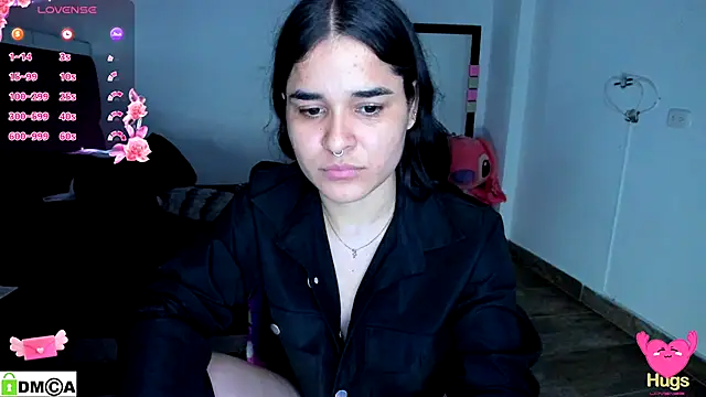 Snapshot of SweetMegan_1 chatting on 10/06/25, 01:29 SweetMegan 1 online show from 10/06/25, 01:29