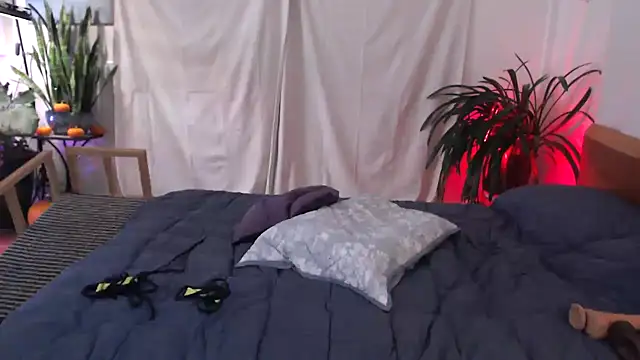 MsSamantha online show from 10/30/25, 12:20