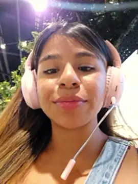 rajnar ninaa online show from 11/29/25, 10:21