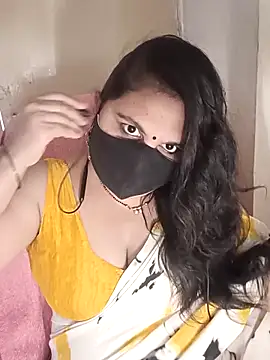 Snapshot of Love-priya chatting on 10/04/25, 07:21 Love-priya online show from 10/04/25, 07:21