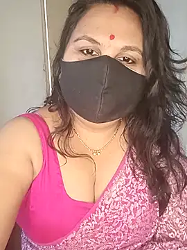 Snapshot of Love-priya chatting on 02/23/25, 07:55 Love-priya online show from 02/23/25, 07:55