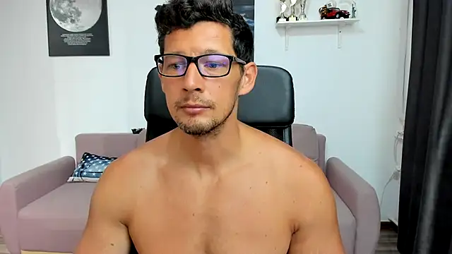 BrutusK08 online show from 09/26/25, 07:37