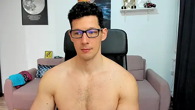 Snapshot of BrutusK08 chatting on 03/30/26, 06:26 BrutusK08 online show from 03/30/26, 06:26