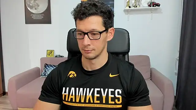 BrutusK08 online show from 11/18/25, 05:44