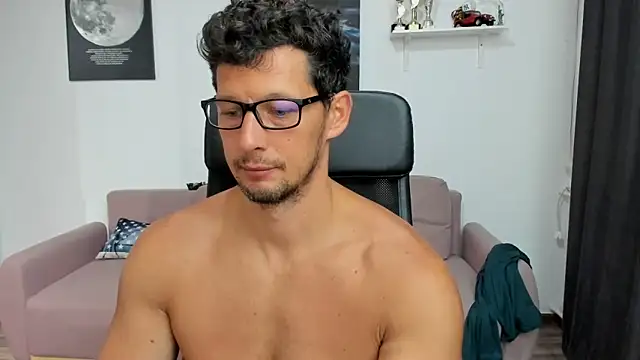 BrutusK08 online show from 09/29/25, 05:47