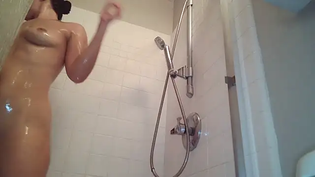 Tipsy Toes Daisy online show from 02/18/25, 06:15