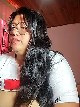 KATYGONZALEZ online show from 05/13/26, 12:45
