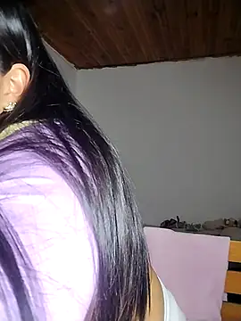 KATYGONZALEZ online show from 05/15/26, 11:47