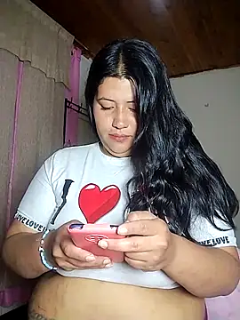 KATYGONZALEZ online show from 05/03/26, 10:09