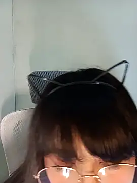 Chall mee online show from 11/17/25, 05:39