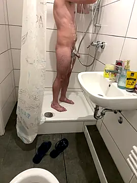 Miko075 online show from 12/18/25, 06:45