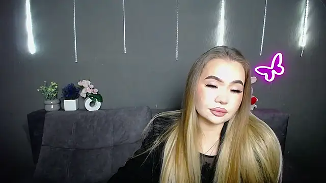 StacyYellig online show from 04/22/26, 08:04