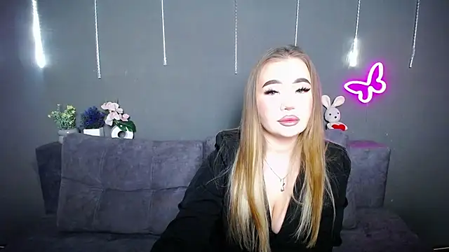 StacyYellig online show from 04/24/26, 08:33