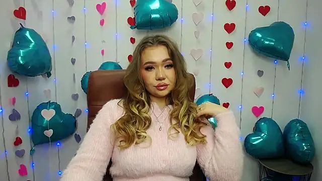 StacyYellig online show from 02/15/25, 08:12