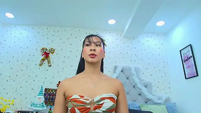 JulietaReyess online show from 12/19/25, 11:45