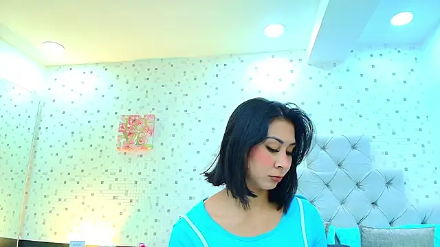 JulietaReyess online show from 06/12/26, 11:52