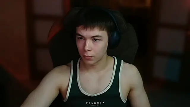 KoreanIdol online show from 12/05/25, 02:37