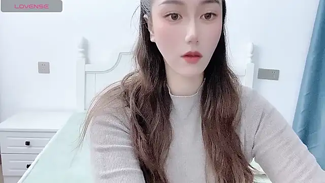 Snapshot of LIsha--170 chatting on 11/09/25, 07:23 LIsha--170 online show from 11/09/25, 07:23