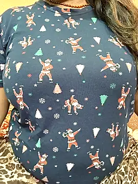 CUTE SOPHIA- online show from 10/31/25, 01:24