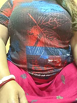 CUTE SOPHIA- online show from 12/17/25, 05:12