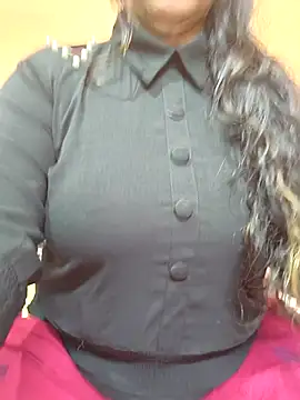 Snapshot of CUTE_SOPHIA- chatting on 07/01/26, 02:34 CUTE SOPHIA- online show from 07/01/26, 02:34