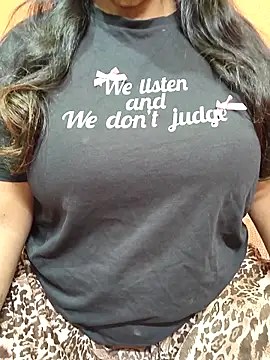 CUTE SOPHIA- online show from 10/22/25, 12:21