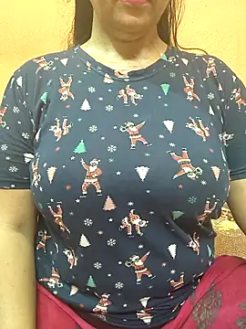 CUTE SOPHIA- online show from 05/15/26, 02:20