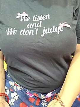 CUTE SOPHIA- online show from 10/02/25, 11:41