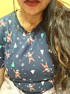 Snapshot of CUTE_SOPHIA- chatting on 03/07/26, 02:29 CUTE SOPHIA- online show from 03/07/26, 02:29