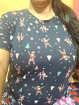 Snapshot of CUTE_SOPHIA- chatting on 04/11/26, 02:30 CUTE SOPHIA- online show from 04/11/26, 02:30