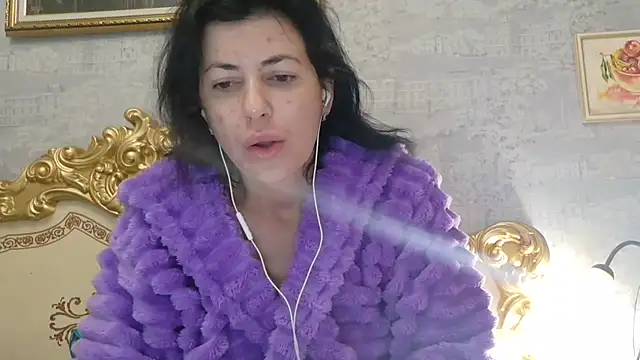 Snapshot of StunnigArt chatting on 04/15/26, 01:22 StunnigArt online show from 04/15/26, 01:22