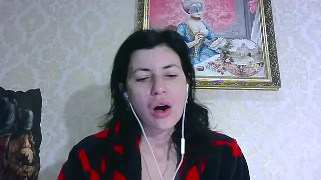Snapshot of StunnigArt chatting on 05/18/26, 01:28 StunnigArt online show from 05/18/26, 01:28