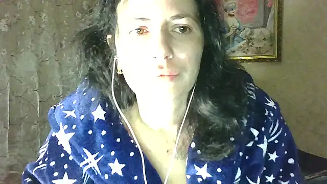 Snapshot of StunnigArt chatting on 03/17/25, 02:30 StunnigArt online show from 03/17/25, 02:30