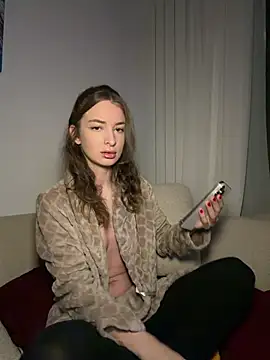 Snapshot of EvieEvans chatting on 04/30/26, 07:54 EvieEvans online show from 04/30/26, 07:54