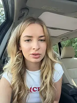 EvieEvans online show from 07/19/26, 02:47