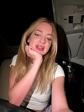 EvieEvans online show from 12/04/24, 07:50