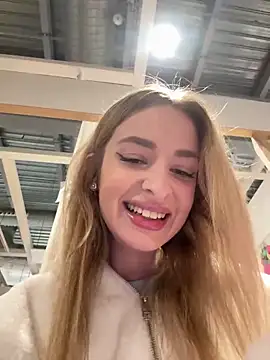 EvieEvans online show from 02/18/25, 04:03