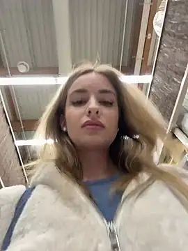 EvieEvans online show from 02/20/25, 06:24