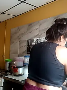 stefanie010 online show from 02/17/26, 07:00