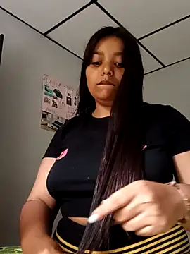 stefanie010 online show from 02/03/25, 08:35