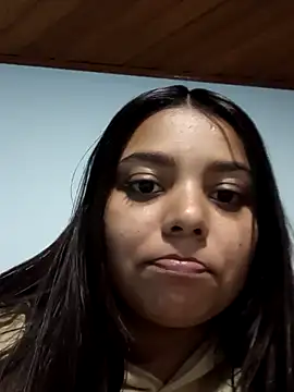 stefanie010 online show from 09/29/25, 07:41