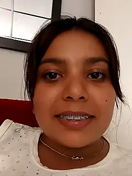 stefanie010 online show from 01/21/25, 06:12