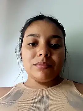 stefanie010 online show from 03/29/26, 07:15