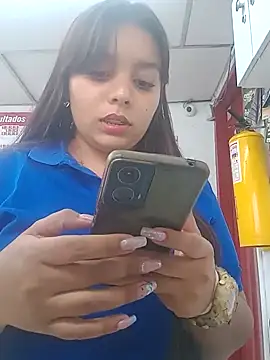 stefanie010 online show from 03/11/25, 08:53