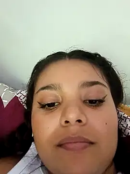 stefanie010 online show from 02/08/26, 07:44