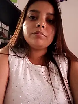 stefanie010 online show from 10/03/25, 07:37