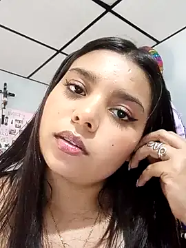 stefanie010 online show from 09/15/25, 07:03